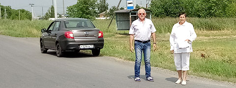 Рабочая группа общественного совета составляет акт визуального осмотра ремонтированных  дорог